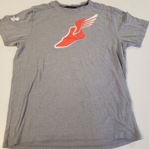 Gray Under Armour heatgear tee shirt size M